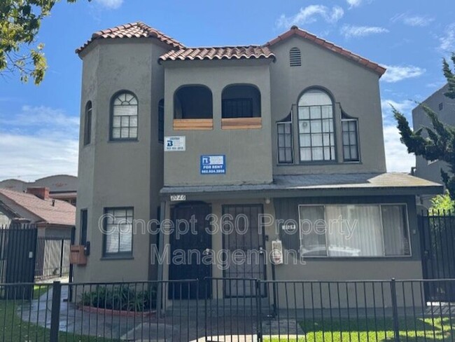 2028 Chestnut Ave in Long Beach, CA - Building Photo - Building Photo