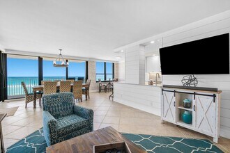 5480 N Ocean Dr in West Palm Beach, FL - Building Photo - Building Photo
