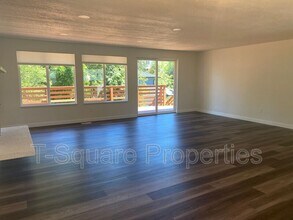 23901 46th Ave W in Mountlake Terrace, WA - Building Photo - Building Photo