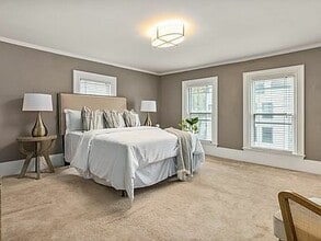 114 Cabot St in Portsmouth, NH - Building Photo - Building Photo