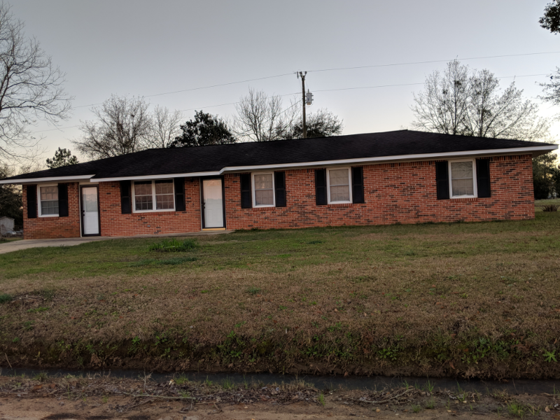 1056 Hatcher Rd in Boston, GA - Building Photo