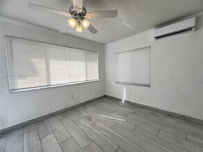159 NE 75th St in Miami, FL - Building Photo - Building Photo