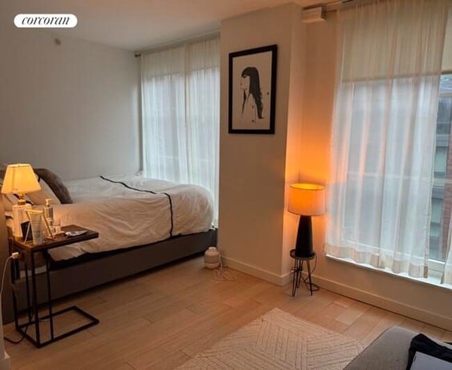 535 W 43rd St in New York, NY - Building Photo - Building Photo