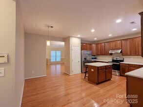 10328 Berkeley Pond Dr in Charlotte, NC - Building Photo - Building Photo