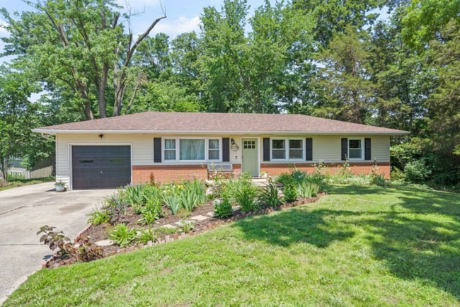 property at 3709 Evergreen Ln