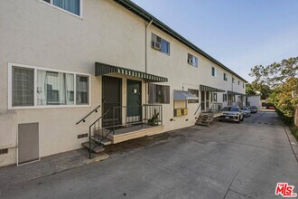 2701 Kansas Ave in Santa Monica, CA - Building Photo - Building Photo