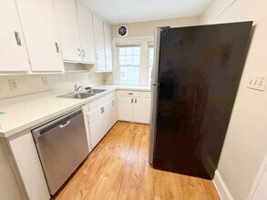 18231 Winslow Rd in Shaker Heights, OH - Building Photo - Building Photo