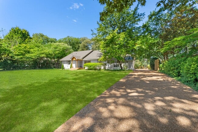 5340 Rich Rd in Memphis, TN - Building Photo - Building Photo