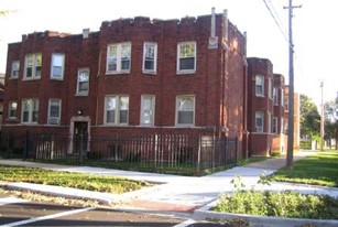 6139 S Homan Ave Apartments