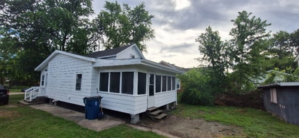 584 Broadway St in Marseilles, IL - Building Photo - Building Photo