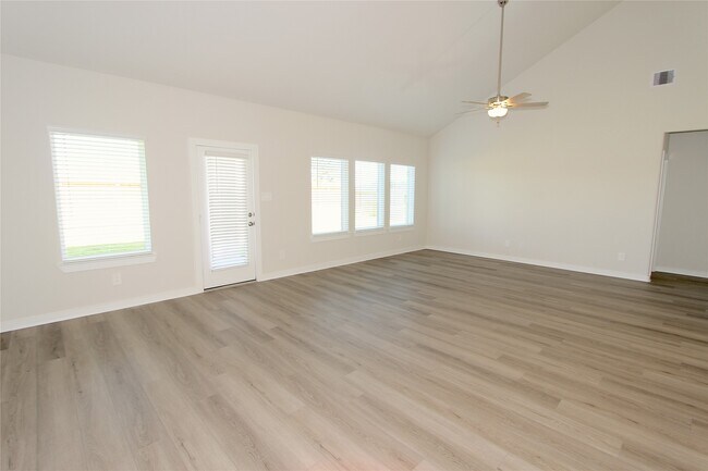 5518 Handlewood Ln in Rosenberg, TX - Building Photo - Building Photo