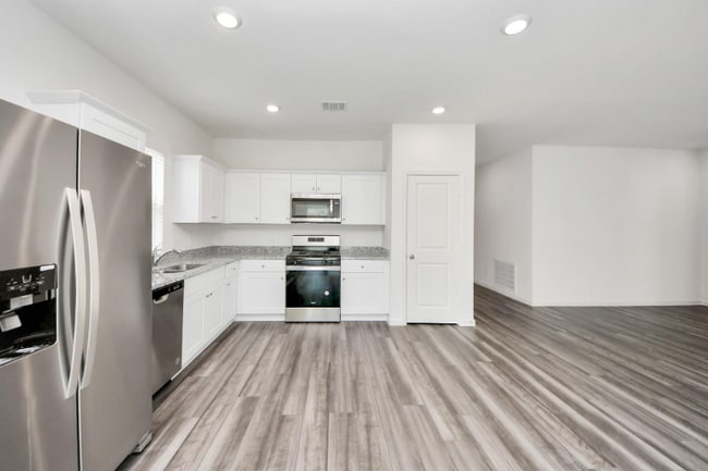 property at 5978229267 A