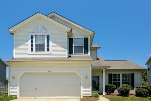 1020 Duck Point Dr in Concord, NC - Building Photo