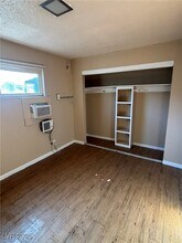 236 W Philadelphia Ave in Las Vegas, NV - Building Photo - Building Photo