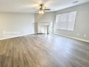 3251 River Ln SE in Atlanta, GA - Building Photo - Building Photo