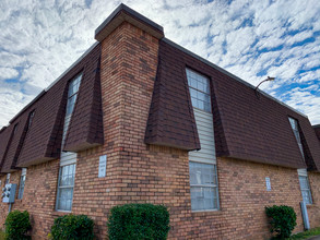 Fountain Lakes Apartments in Bossier City, LA - Foto de edificio - Building Photo