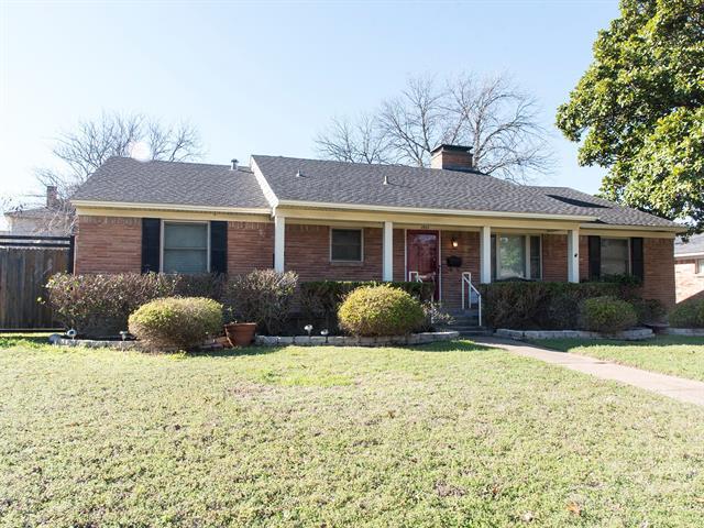 property at 1725 Mapleton Dr