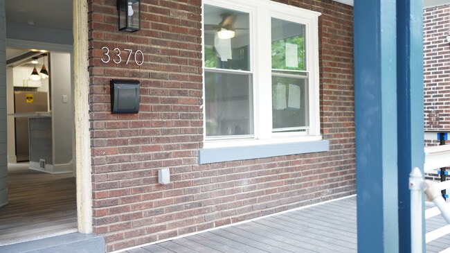 property at 3370 Parkview Ave