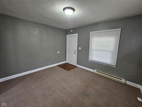 835 N Gladstone Ave in Indianapolis, IN - Building Photo - Building Photo