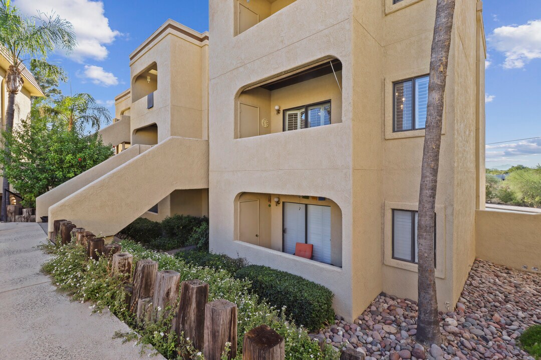 5500 N Valley View Rd, Unit 211 in Tucson, AZ - Foto de edificio