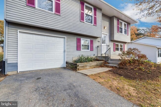 property at 353 Council Oak Dr