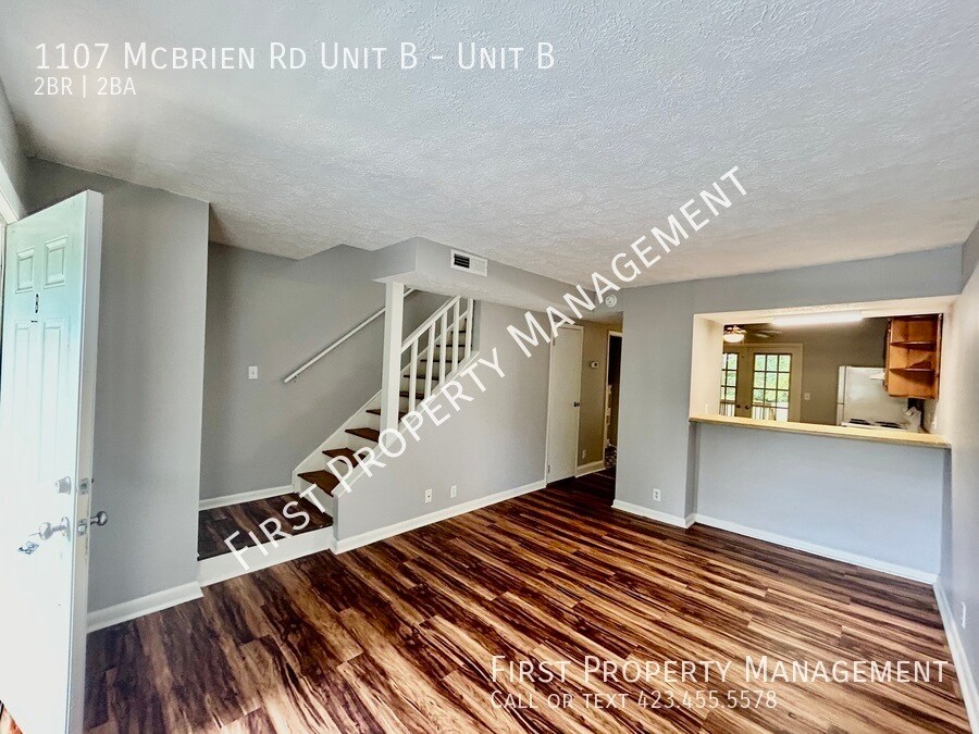 1107 McBrien Rd, Unit Unit B in Chattanooga, TN - Building Photo