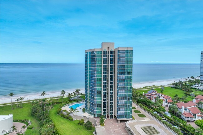 property at 4651 Gulf Shore Blvd N