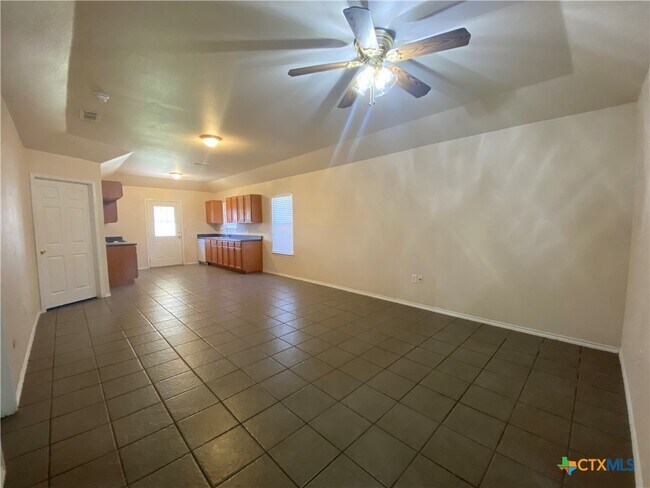 239 Rosalie Dr in New Braunfels, TX - Building Photo - Building Photo