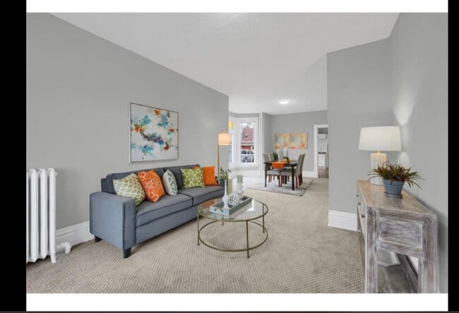 1055 7th St W