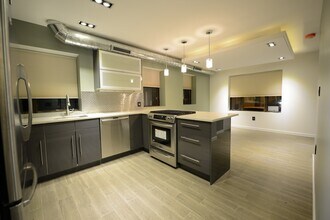 616 S 5th St in Philadelphia, PA - Building Photo - Building Photo
