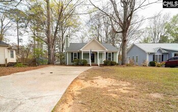 121 Saddlebrooke Rd in Lexington, SC - Building Photo - Building Photo