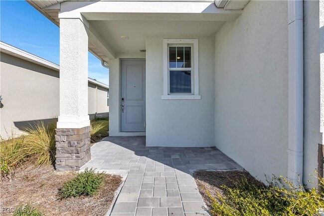 44254 Frontier Dr in Punta Gorda, FL - Building Photo - Building Photo