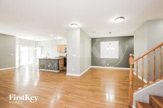 7825 Marksville St in Las Vegas, NV - Foto de edificio - Building Photo