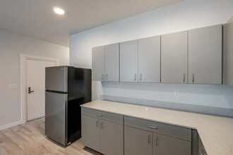 Cascade Meadows Apartments in Sweet Home, OR - Foto de edificio - Building Photo