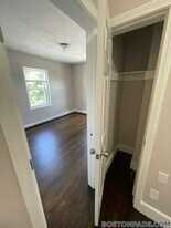 167 N Common St, Unit 36 in Lynn, MA - Building Photo