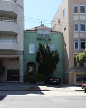 2327 Van Ness Ave in San Francisco, CA - Foto de edificio - Building Photo