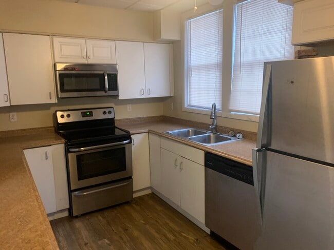 104 Main St, Unit 1