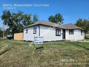 512 Union St in Oskaloosa, KS - Building Photo - Building Photo
