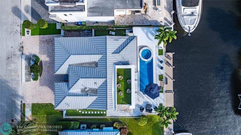 1304 Mandarin Isle in Fort Lauderdale, FL - Building Photo