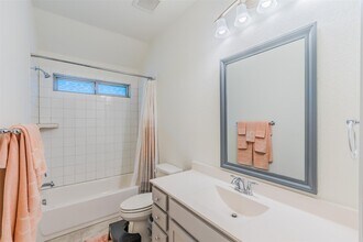 7025 Trailhead St in Aubrey, TX - Building Photo - Building Photo