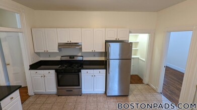 64 Day St in Boston, MA - Building Photo - Building Photo