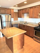 100 Cliff Dr, Unit 12 in Laguna Beach, CA - Foto de edificio - Building Photo