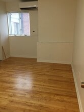 274 New York Ave, Unit Apt C in Huntington, NY - Foto de edificio - Building Photo