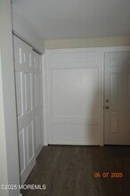 14 Homestead Ln in Roosevelt, NJ - Building Photo - Building Photo