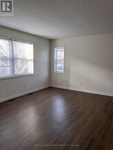 490 Veterans Dr in Barrie, ON - Building Photo - Building Photo