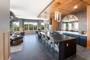 The Bennett in Austin, TX - Building Photo