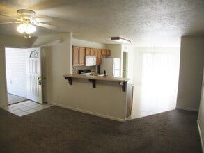2929 Bunting Ave, Unit 2929 Bunting Ave #D in Grand Junction, CO - Building Photo - Building Photo