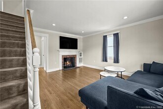 54 Dunn Ave in Stamford, CT - Building Photo - Building Photo