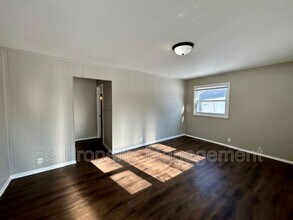 6740 Doris Dr in Indianapolis, IN - Building Photo - Building Photo