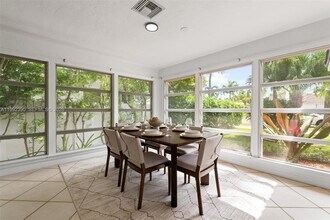 1443 Hollywood Blvd in Hollywood, FL - Foto de edificio - Building Photo